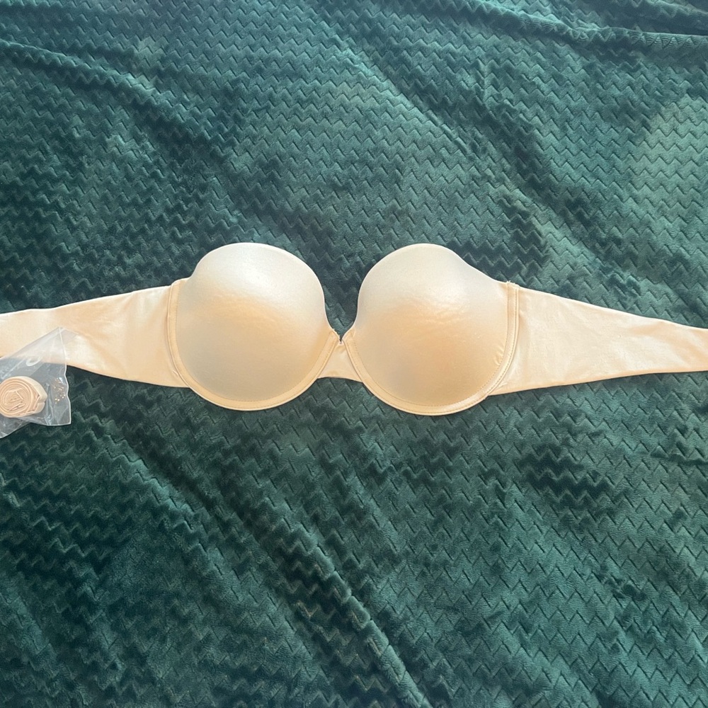 Maidenform Strapless Convertible Push-Up Bra — Nude